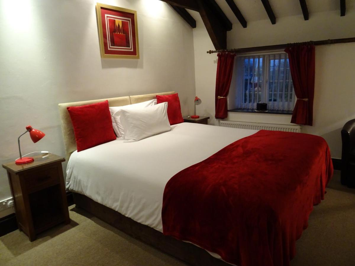 Quiet Woman House Bed and Breakfast Halstock Eksteriør billede